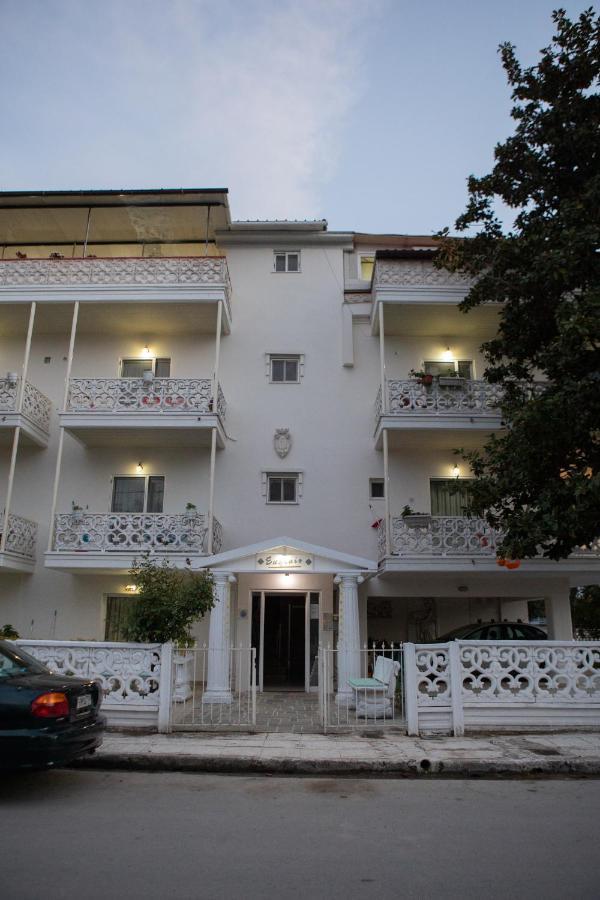 Ronzi Apartments Kamena Vourla Dış mekan fotoğraf